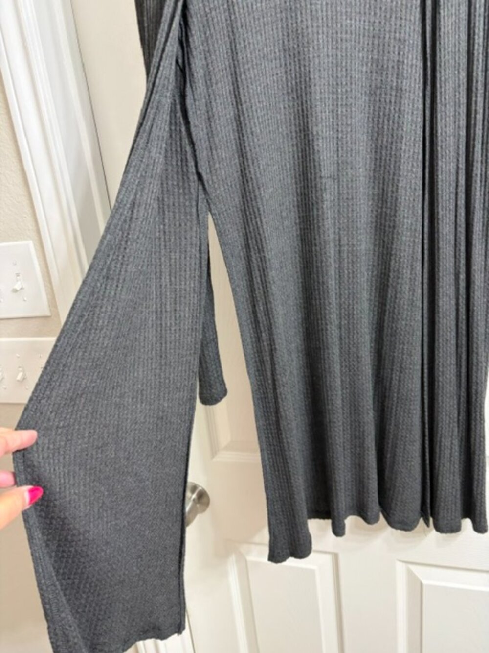 Ambiance Brand Women's Long Gray Sweater, Size Small - Picture 3 of 5